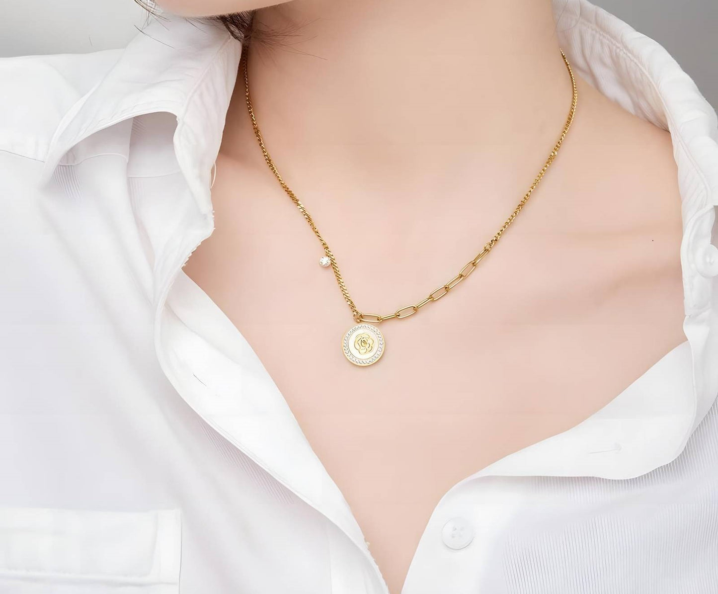 Amelie 18K gold plated stainless steel necklace